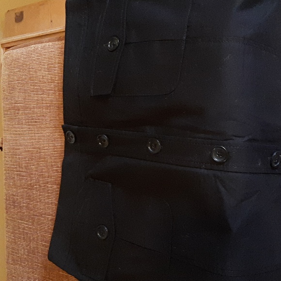 Banana Republic black cotton skirt. - Picture 2 of 5